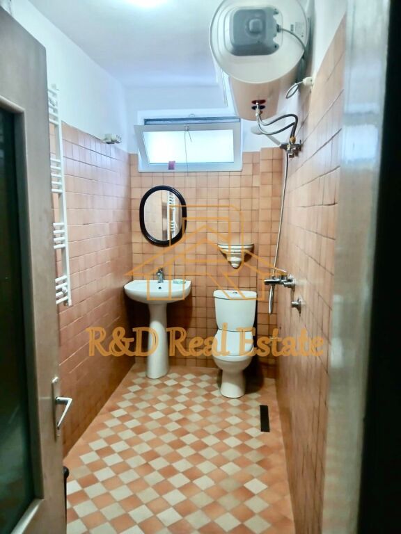 🏡 Jepet me qira apartament 1+1 – Qendër, pranë Kafe ATSH