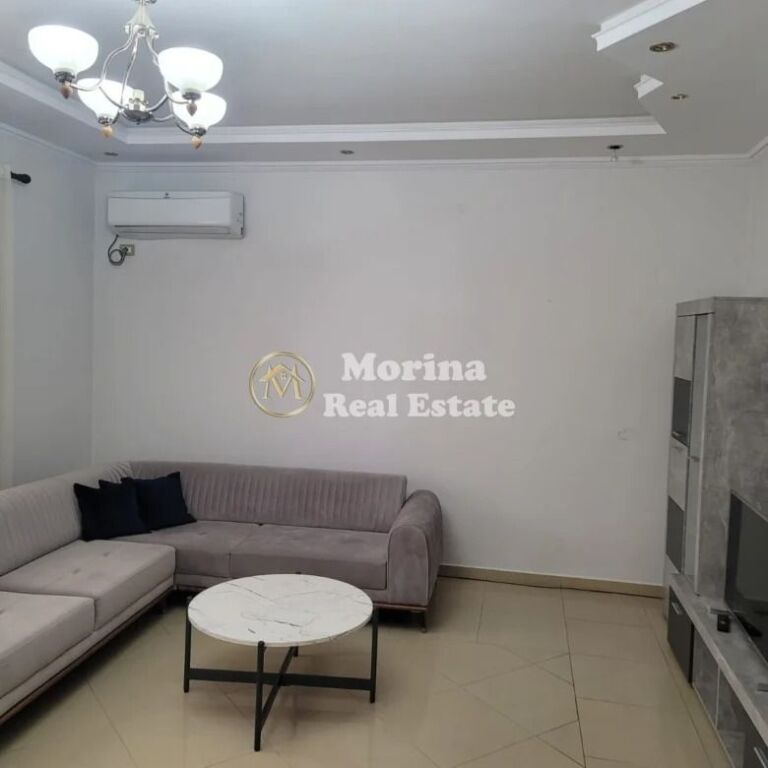 Affitto | Parte di Villa 3 + 1 + 2 +Blocco | Ville Americane | 500 €/mese