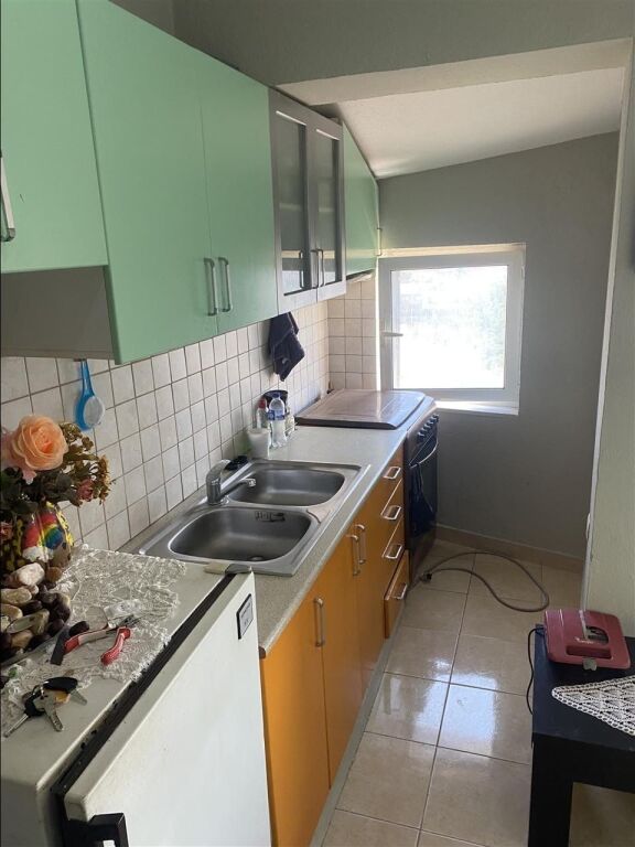 Shitet Apartament 1+1 Pogradec