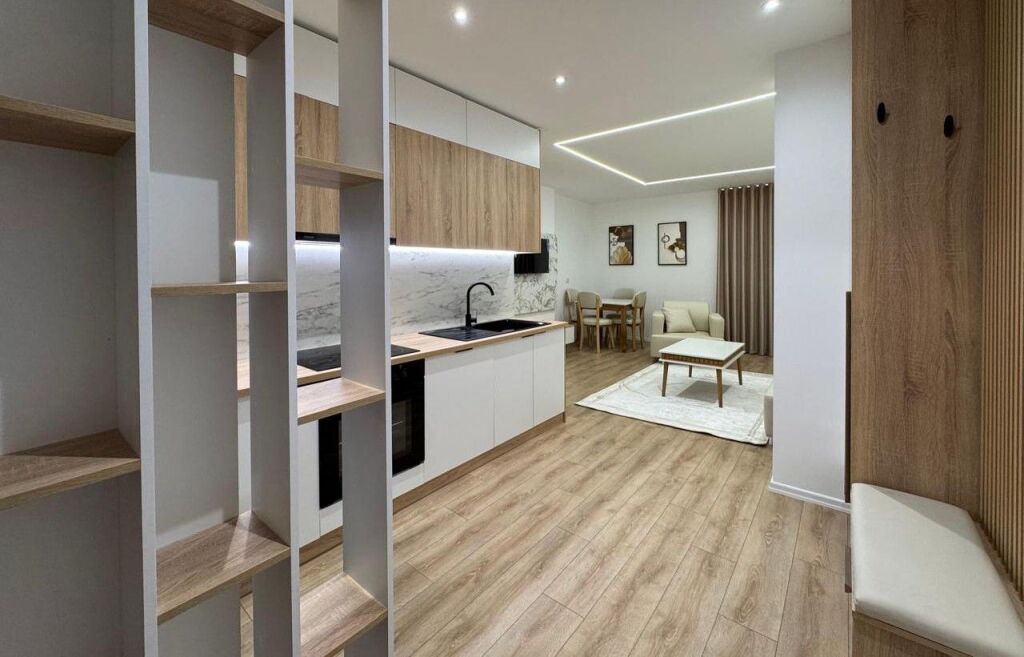 🏡 Shitet Apartament 1+1 – Fortuzi