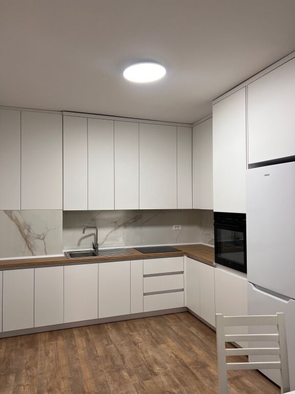 For rent 1+1 KUPOLA E88 Laprake 45,000 lek