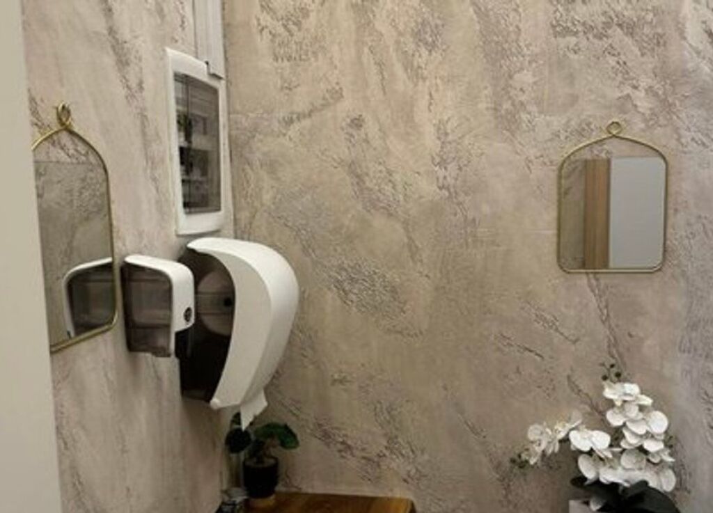 VENDO LOCALE COMMERCIALE VICINO A PIAZZA WILLSON