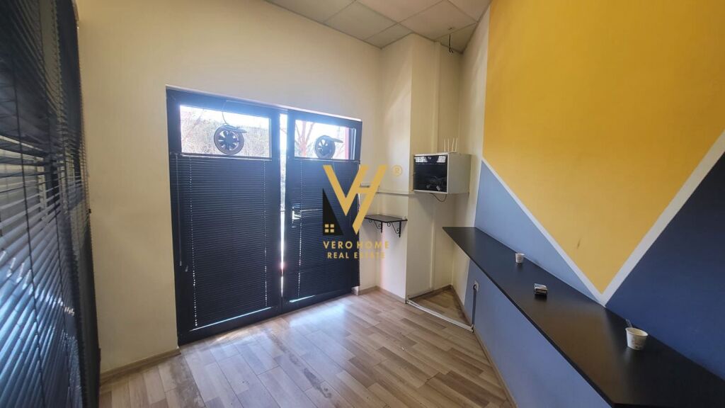 JEPET ZYRE 191 M2 ME QERA TE ARLIS, RR.DIBRES 2.200 EURO