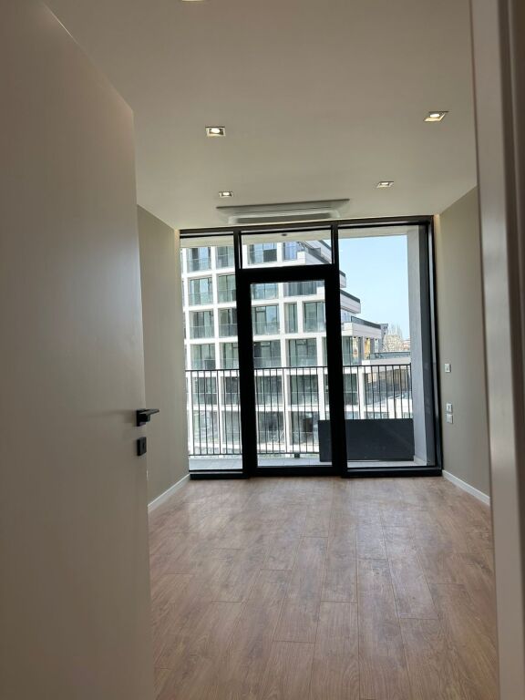 Office space for rent in the "Lake View" complex