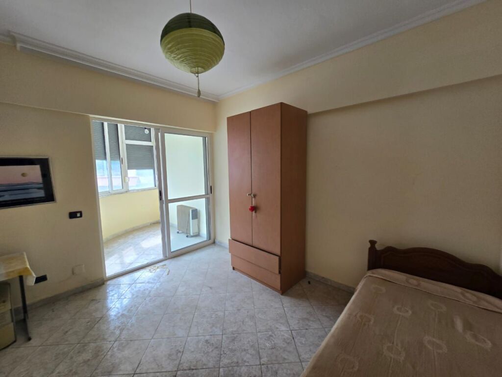 APARTAMENT 2+1 PER SHITJE TE KOMUNA E PARISIT (LULISHTJA)