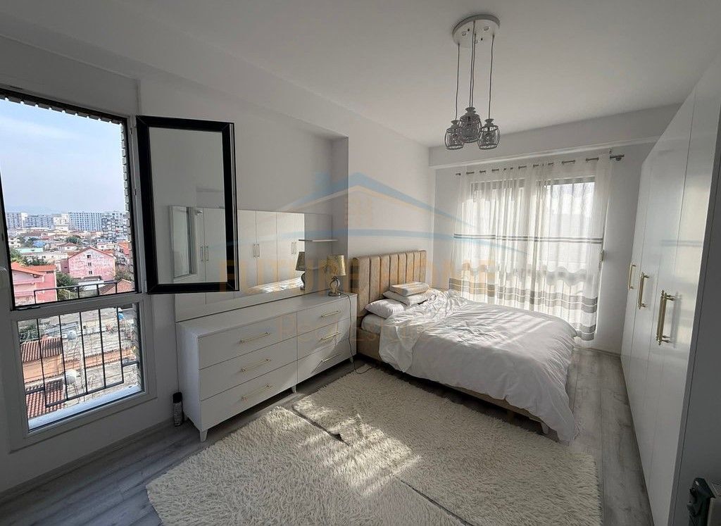 Rent, Apartment 2+1+2+ Parking Space, Aviation Field