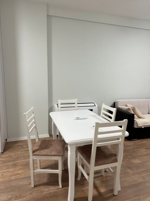 For rent 1+1 KUPOLA E88 Laprake 45,000 lek