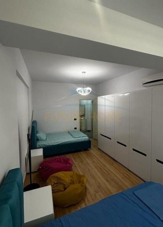 Qira, Apartament 2+1+2, 21 Dhjetori, Tiranë