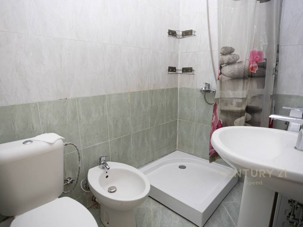 Apartament 1+1 per Qira në Astir!