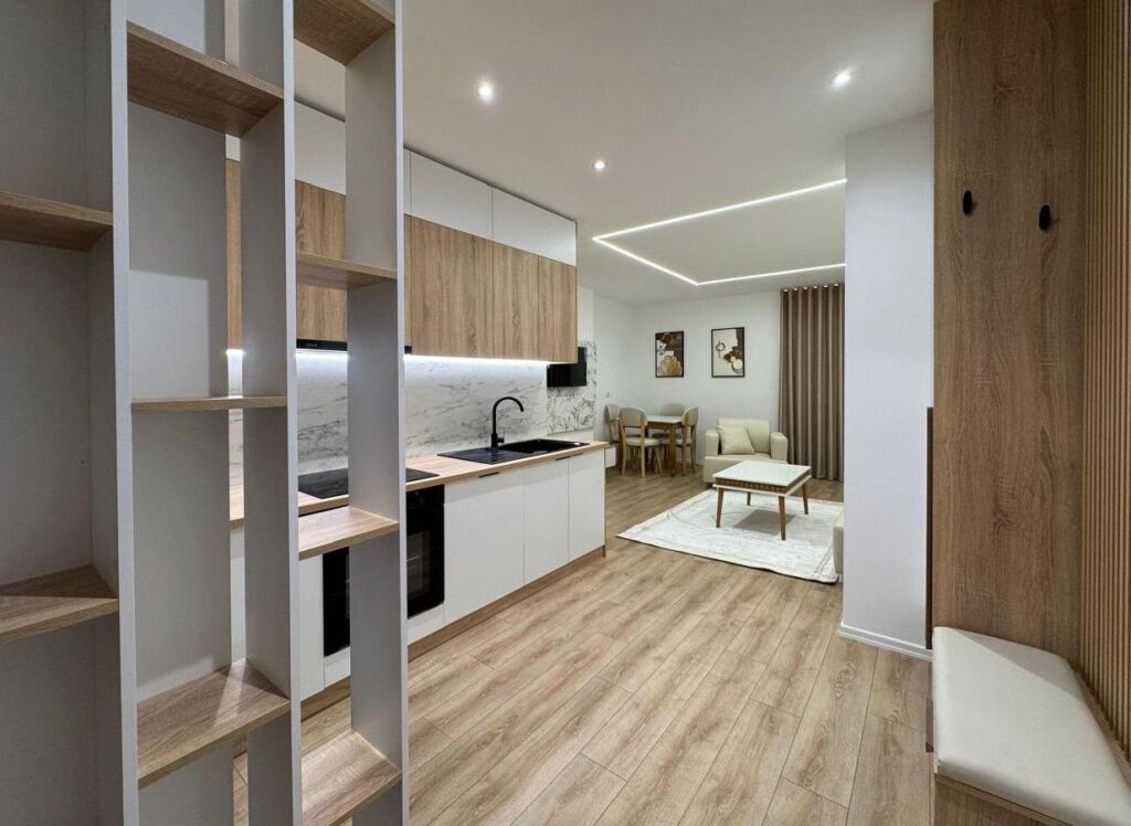 📌 Shitet Apartament 1+1 – Fortuzi