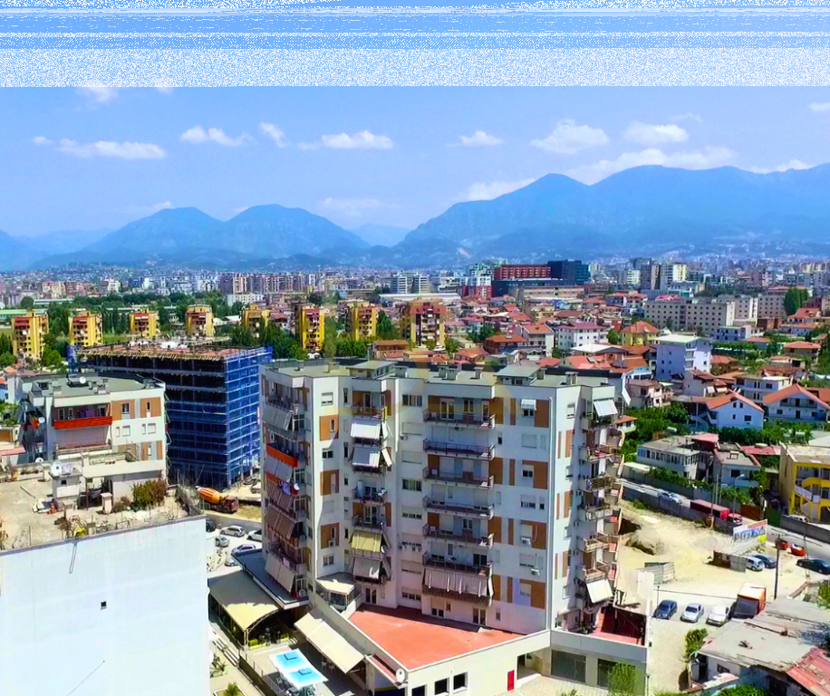 Shiten Ambiente Biznesi – 21 Dhjetori, Tiranë