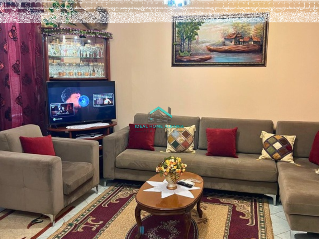 Jepet me Qera Apartament 1+1 – Rruga Çipajve, Vlore.