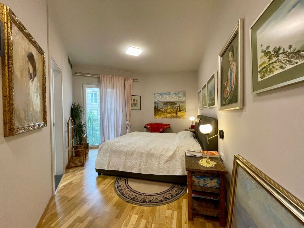 Jepet Qira Apartament 2+1+Post Parkimi në rezidencë private, Liqeni Thatë