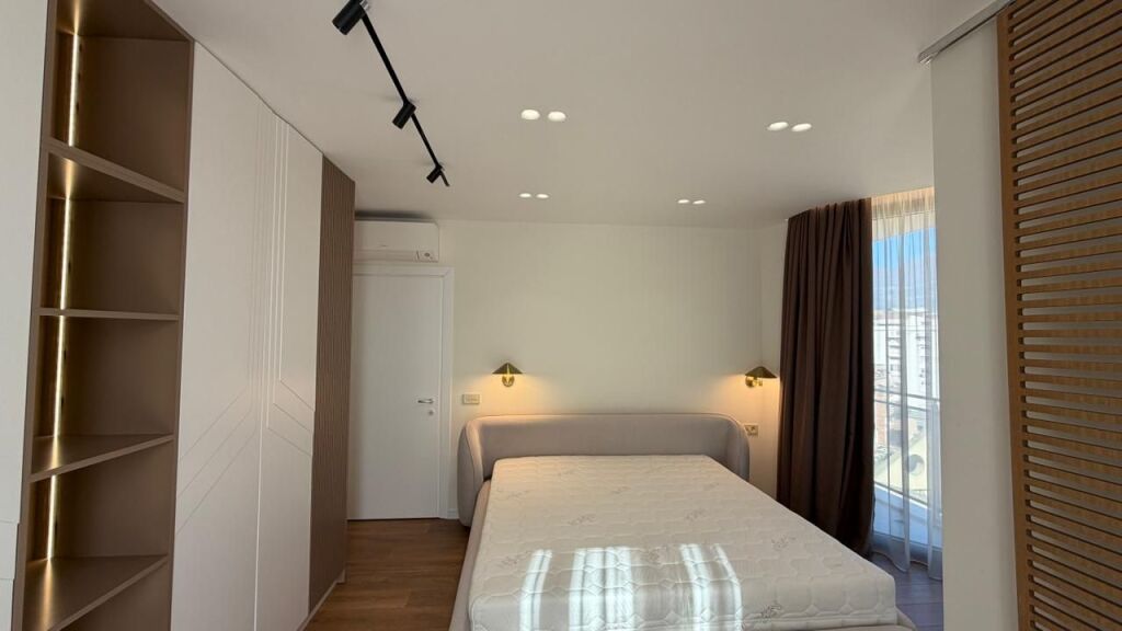 APARTAMENT 2+1 ME QIRA TEK GOLDEN TOWER