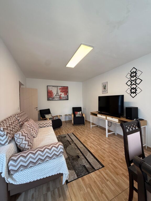 🏠Shitet Apartament 1+1📍Myslym Shyr 📐Sip. 72m2  💶Çmimi: 145.000€ •Dokumentacion i rregullt hipotekor