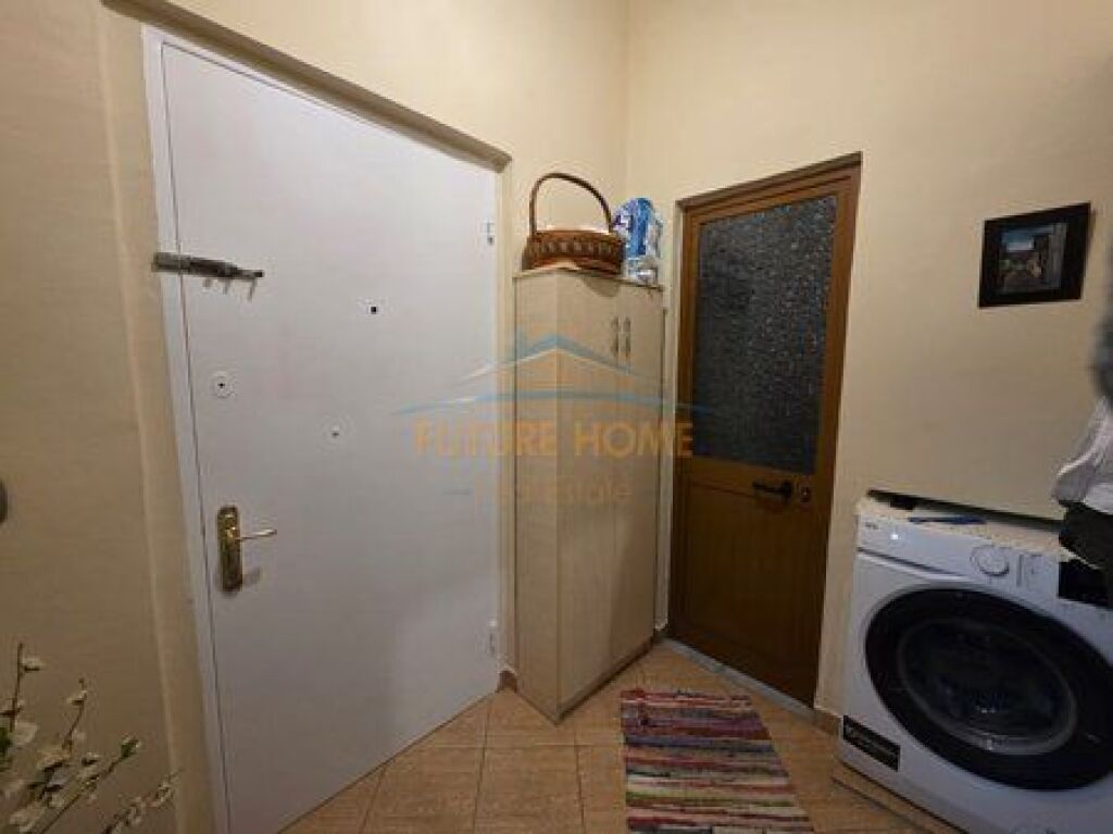 Shitje,Apartament 3+1 ,Blloku!