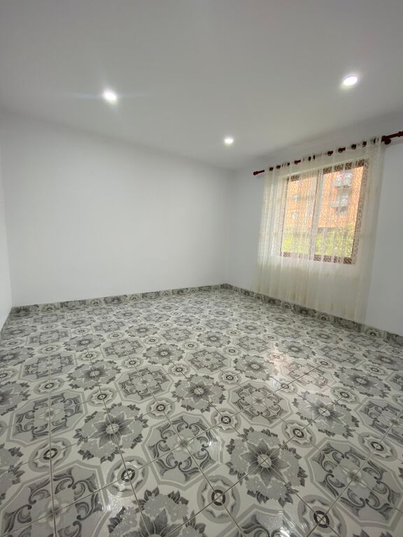 🏡 Jepet me Qira 2+1 – Shtëpi Private në Astir