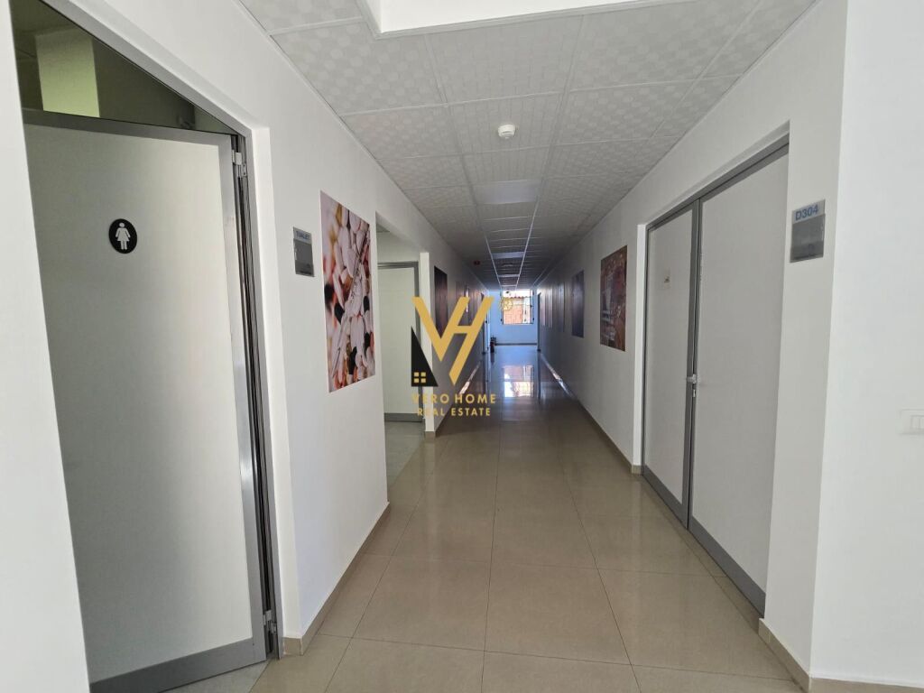 SI AFFITTASI EDIFICIO COMMERCIALE 1.340 M2 IN VIA KAVAJA 15.000 EURO
