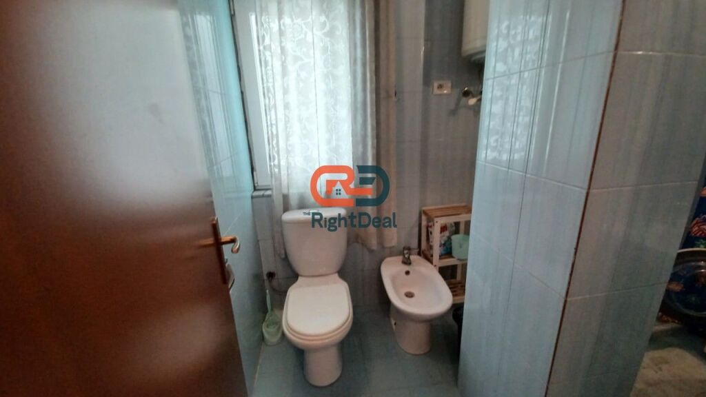 Tek Zogu I Zi, Shitet Apartament 2+1 Ideal Per Banim Ose Investim!!!