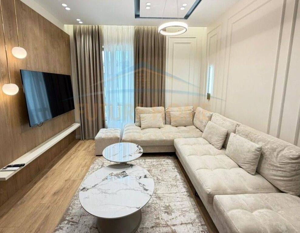 Affitto, Appartamento 1+1+Posto auto, vicino Air Albania, Tirana.