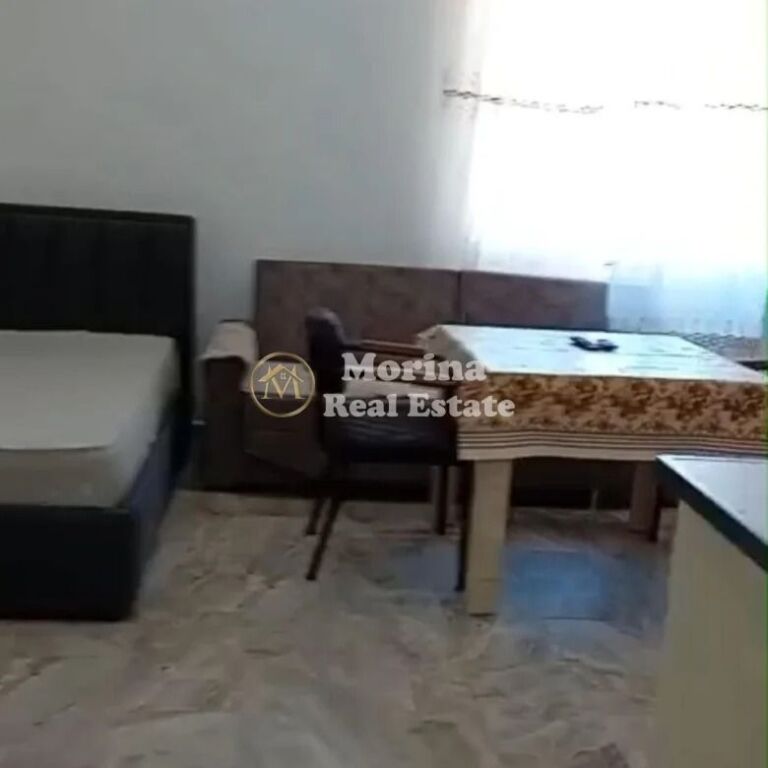 Affitto | Casa privata 1 + 1 | Allias | 400 €/mese