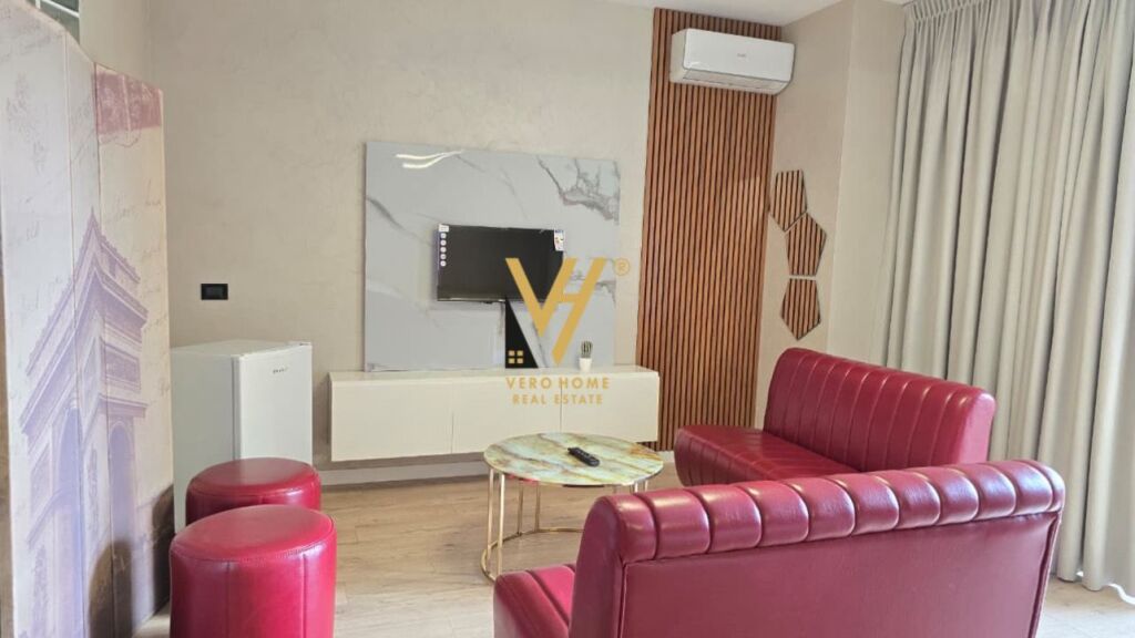 JEPET APARTAMENT 2+1+BLK ME QERA NE QENDER 1.500 EURO