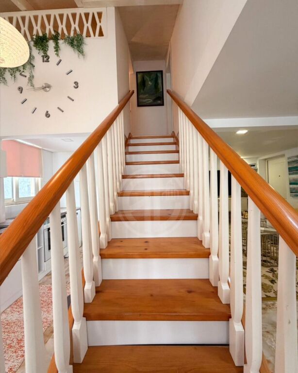 Dupleks 3+1 –  Pamje nga Pishina  në Malin e Robit