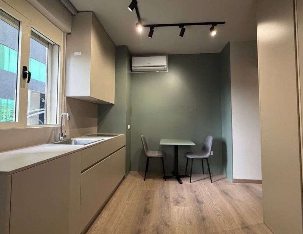 Shiten 3 Studio tek Spaku, rruga 'Stacioni i Trenit'