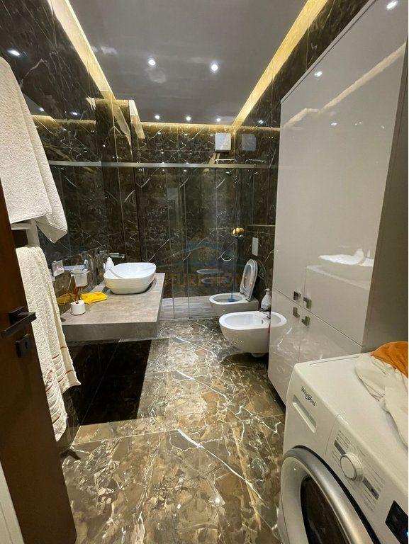 Rent, Apartment 2+1+2, Bardhyl Street, Tirana.