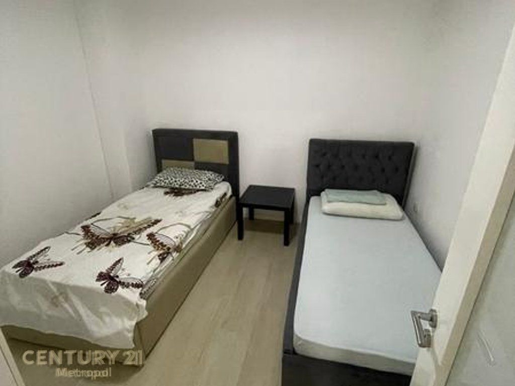 SHES APARTAMENT 2+1 ME HIPOTEKE+2 post parkimi NE SHKOZE!