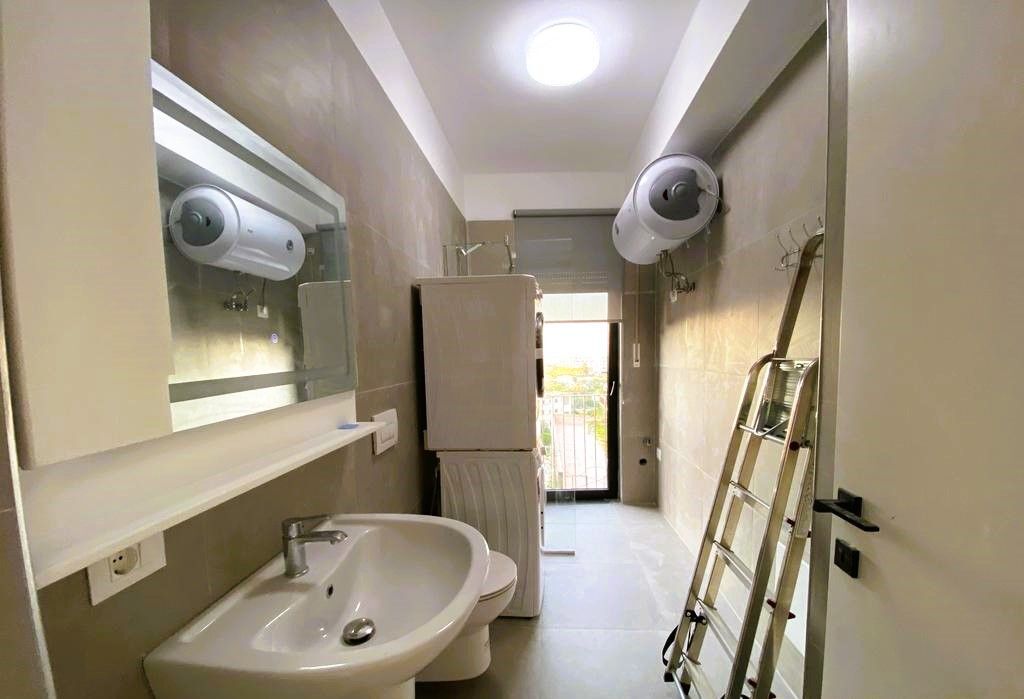 APARTAMENT 2+1+POST PARKIMI ME QERA TEK KODRA E DIELLIT 2