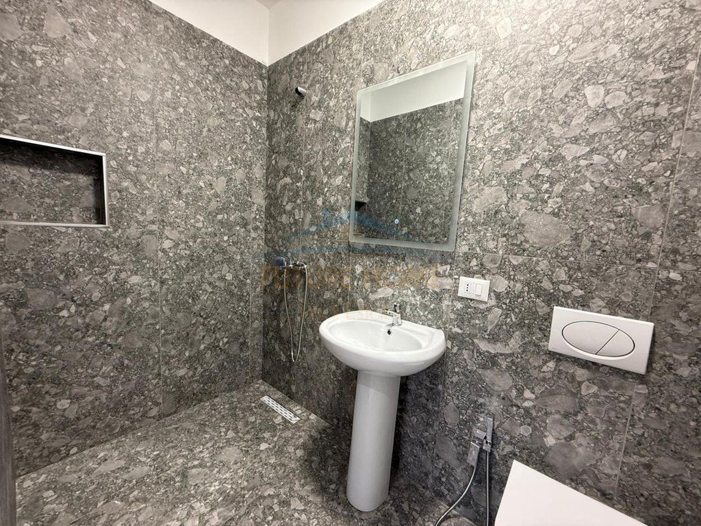 Qera, Apartament 2+1+2 + Post Parkim, Don Bosko