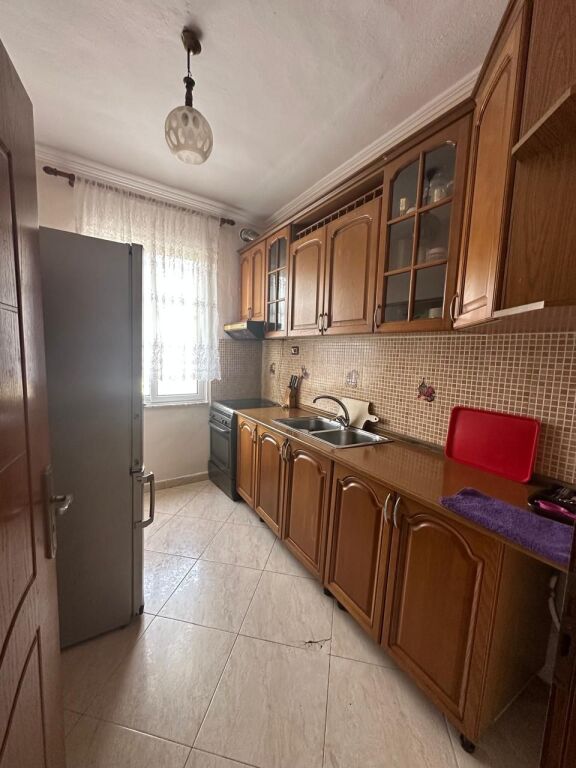 🏢At Medreseja, a 1+1 apartment, furnished, is for rent 45,000Leke