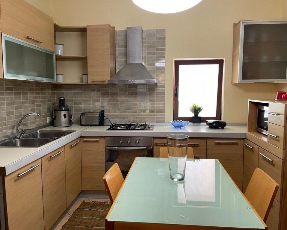 Affittasi appartamento 2+1 in Via Kavaja!