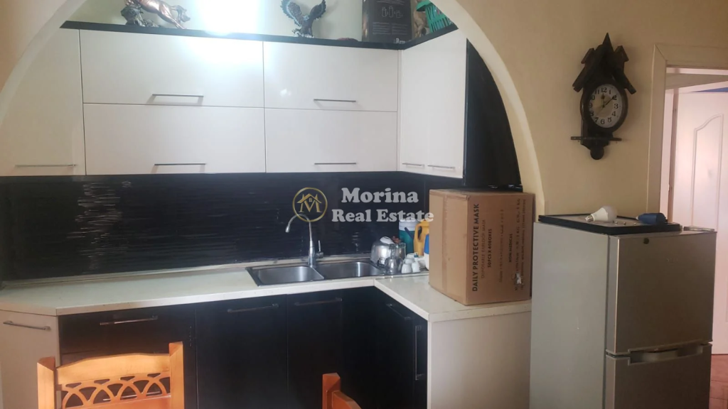 Shitje | Apartament 2 + 1 | Laprakë | 150000 €