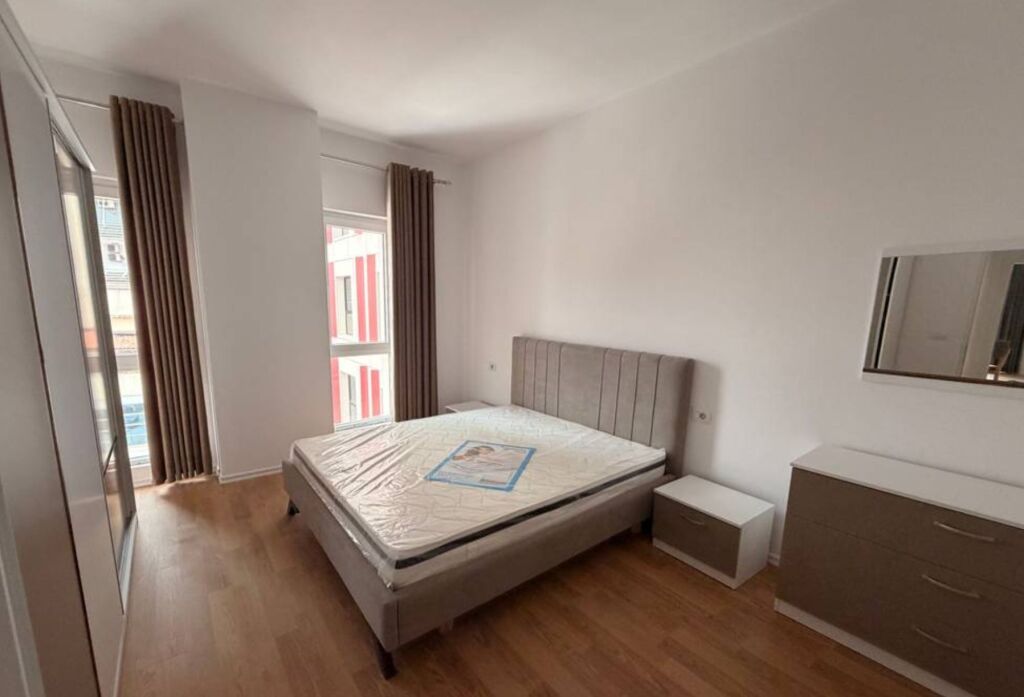 Jepet me qera apartament 2+1+2