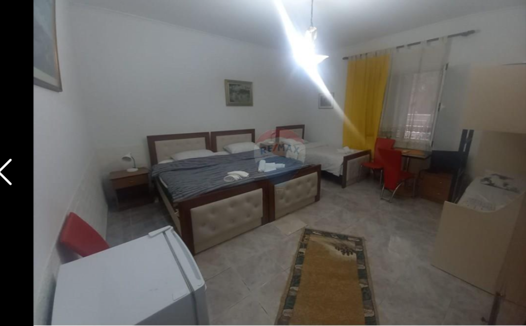 Vile per shitje ne Qender