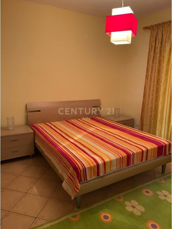 JEPET ME QIRA APARTAMENT 2+1