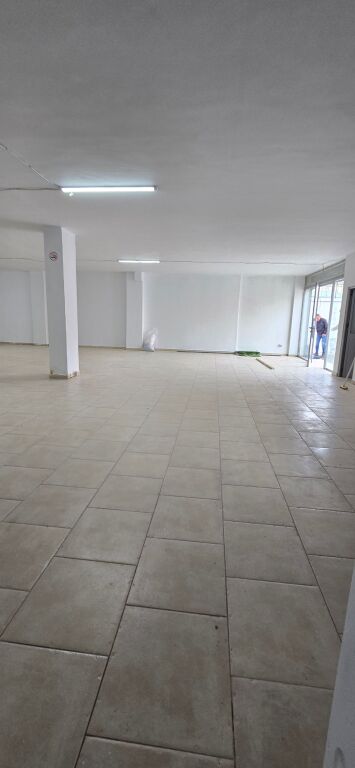 AMBIENTPER MAGAZINE/DEPO, PRANE KRYQEZIMIT TE BRRYLIT