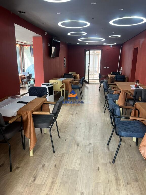 LOCALE IN AFFITTO 120 M2 " VIA FERIT XHAJKO " 2500 EURO