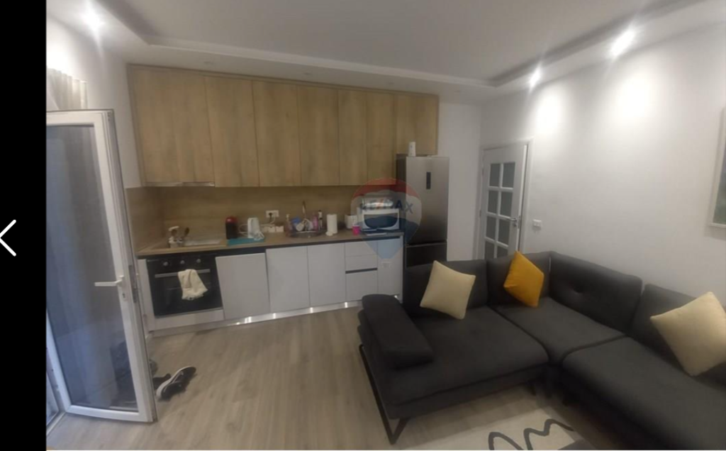 Vile per shitje ne Qender