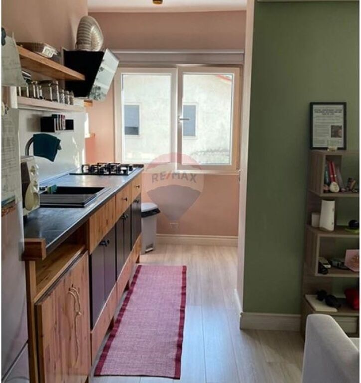 Apartament - Për Qira - Qyteti Studenti, Tiranë