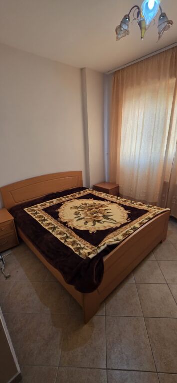 Affittasi 1+1 arredato, vicino a Kika 1 comune di Parisit, 550 mila leke