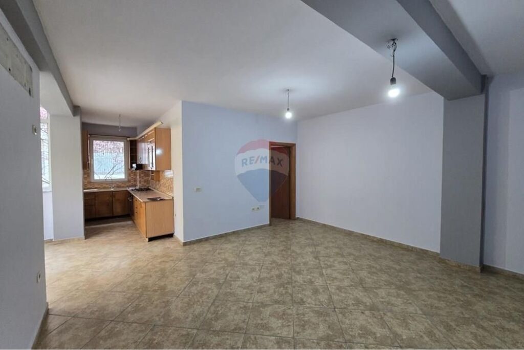 2+1 apartment for sale at Eleonora-Commune of Paris!