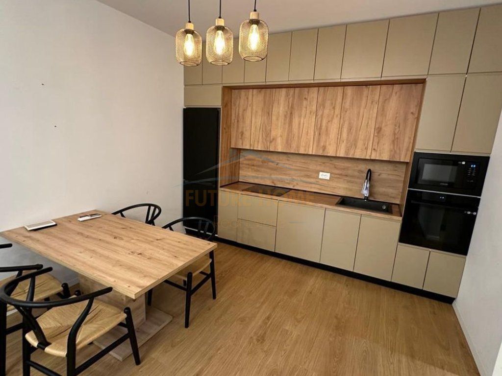 In vendita, Appartamento 2+1, Teg.