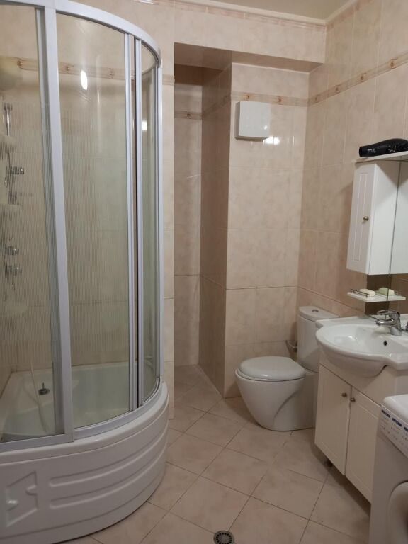 Apartament 2+1+2 per qira ne Astir !