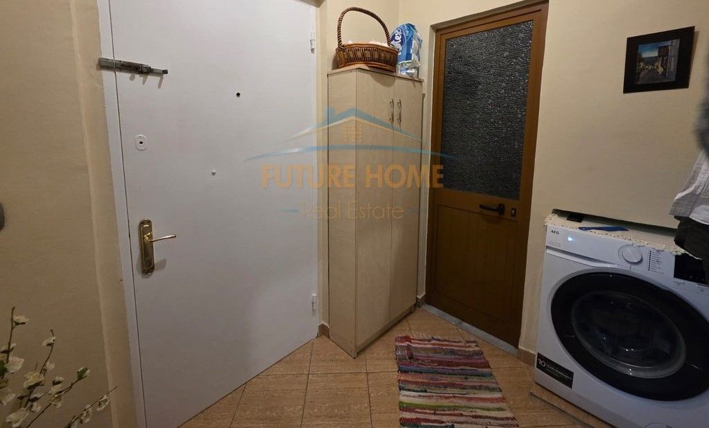 Shitje,Apartament 3+1 ,Blloku!