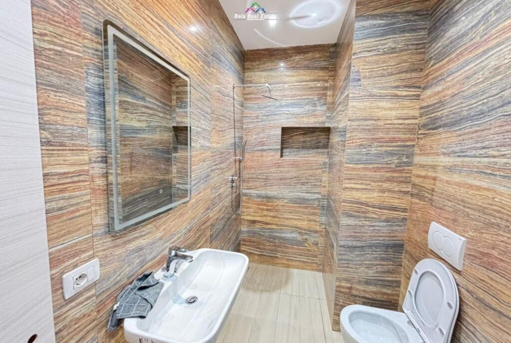 Apartament Me Qera 1+1 Tek Ish Stacioni I Trenit (ID B2101539) Tirane