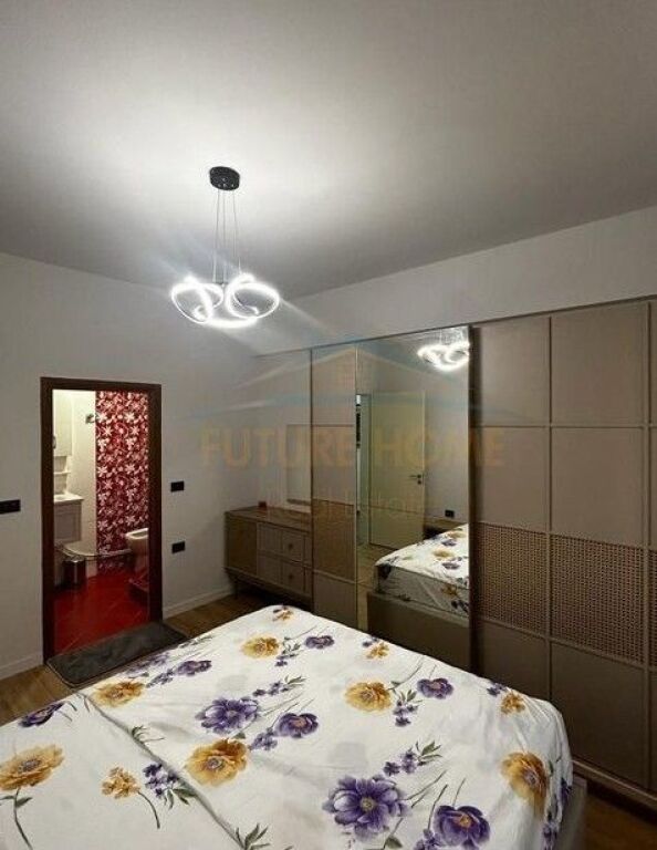 Qira, Apartament 2+1+2, 21 Dhjetori, Tiranë
