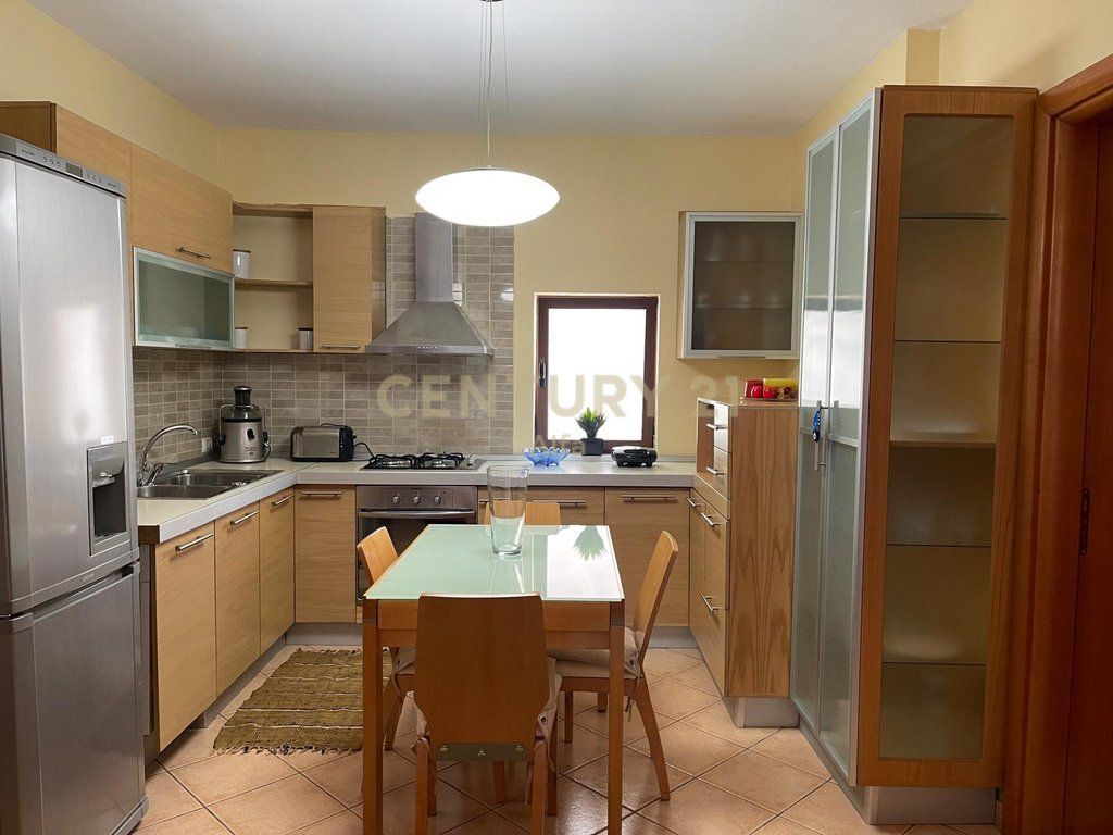 JEPET ME QIRA APARTAMENT 2+1